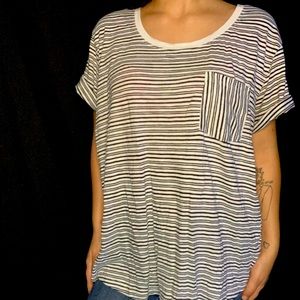 Striped tshirt with pocket
